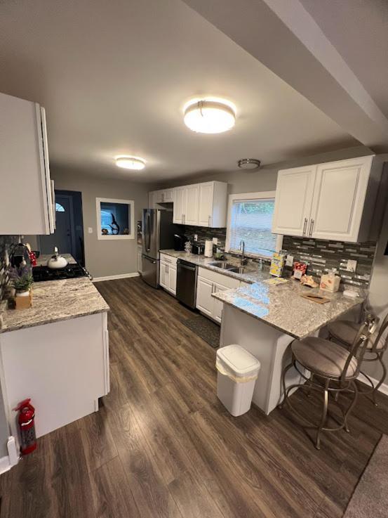 Charming And Happy Walled Lake Mi Cottage 노비 외부 사진